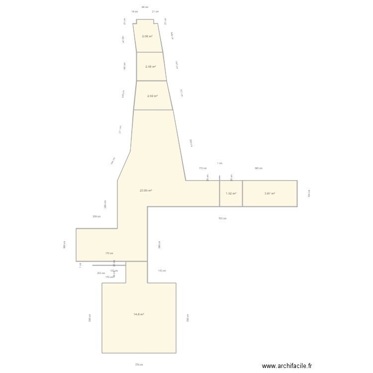 Nguen Canohes. Plan de 7 pièces et 50 m2