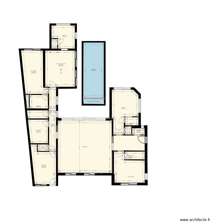 04-12-2024. Plan de 18 pièces et 224 m2