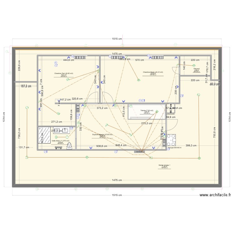 plan avec isolation intérieur. Plan de 24 pièces et 461 m2