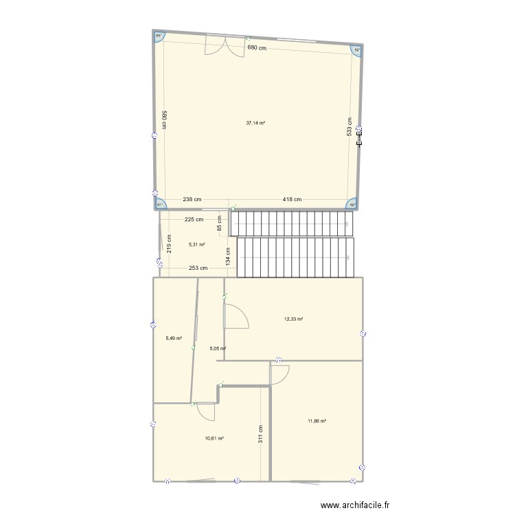 plan T4 perso V2. Plan de 9 pièces et 96 m2