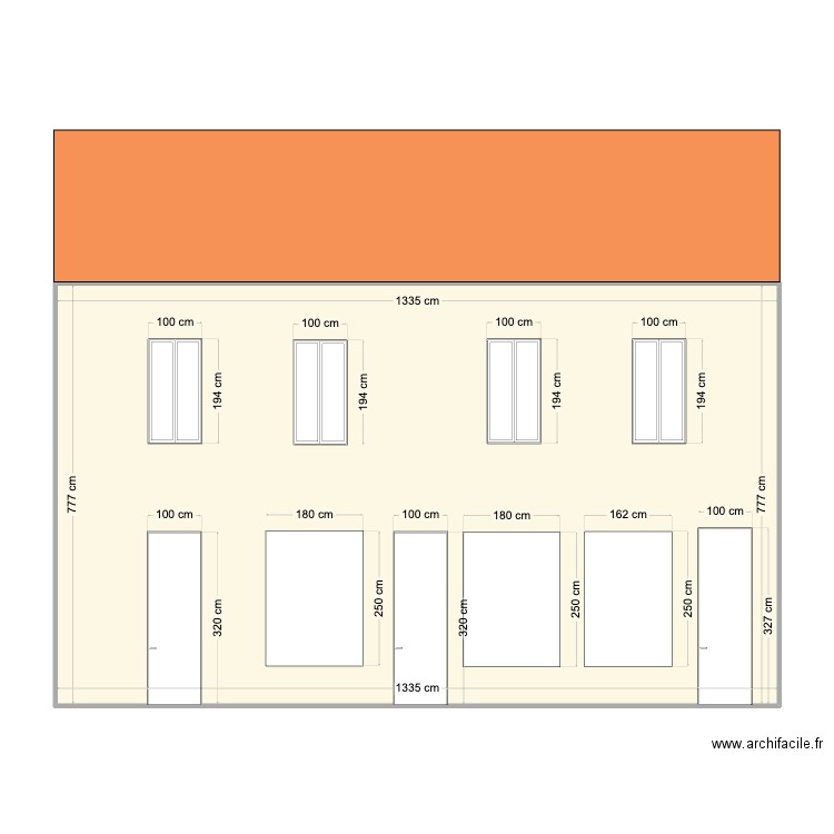 Facade Avant. Plan de 1 pièce et 104 m2