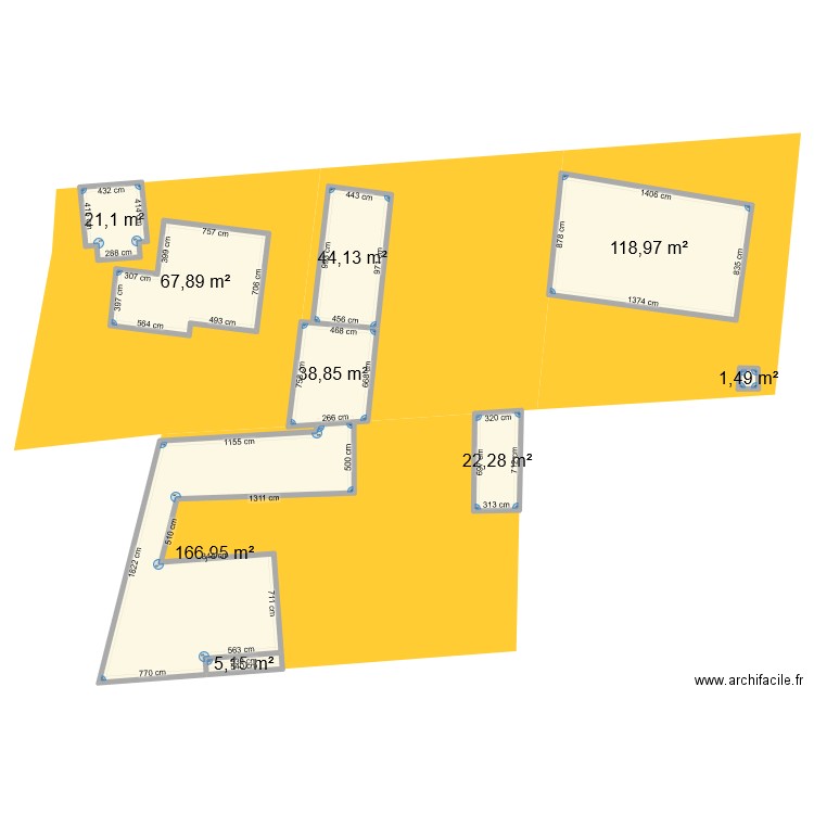 Cadastre. Plan de 9 pièces et 487 m2