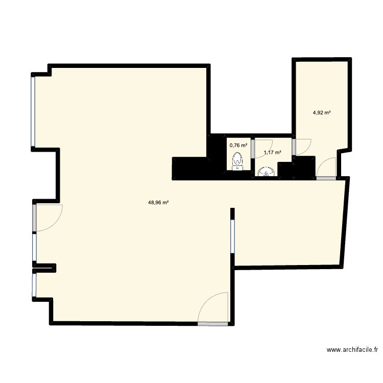 Local Ancien Combattants . Plan de 7 pièces et 57 m2