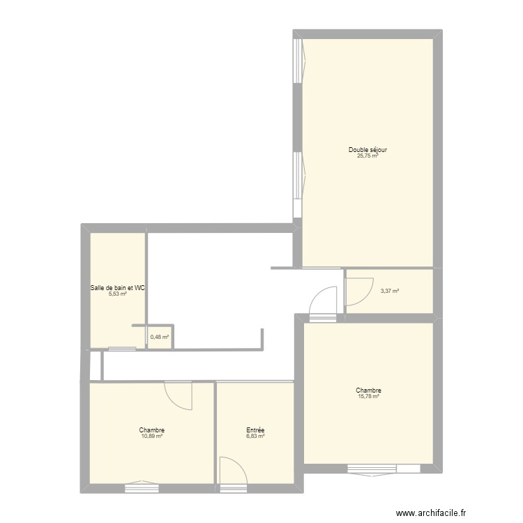 maison rénové. Plan de 7 pièces et 69 m2