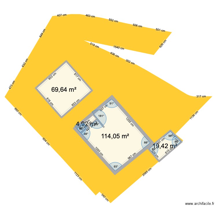 cataste. Plan de 4 pièces et 208 m2