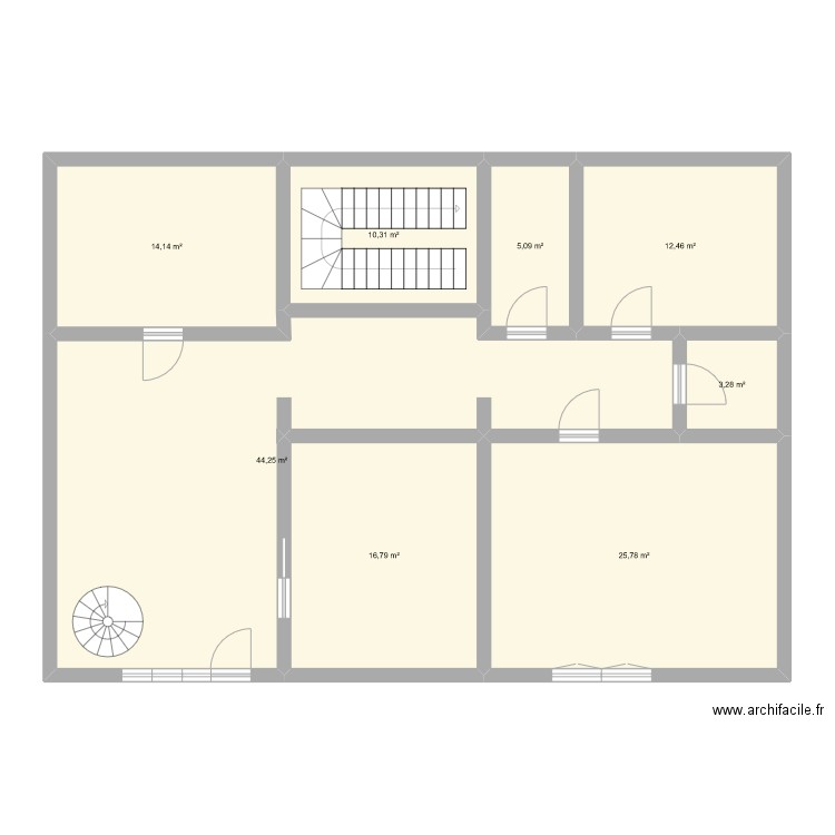 Institut. Plan de 8 pièces et 132 m2