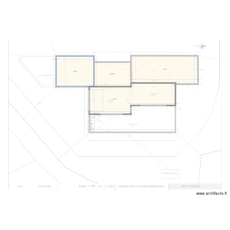 JULIO etage. Plan de 4 pièces et 210 m2