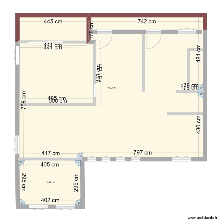 PLA  18. Plan de 2 pièces et 122 m2