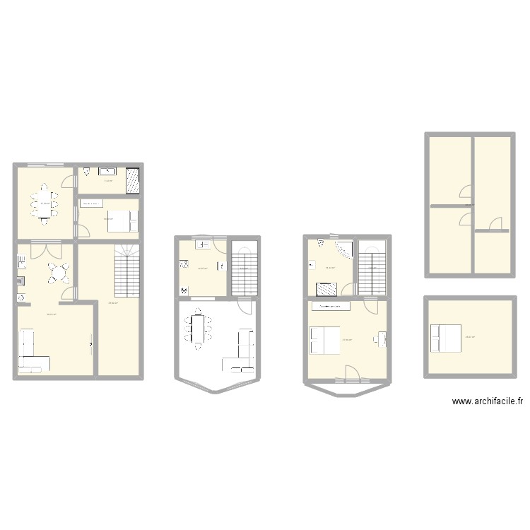 Maison. Plan de 12 pièces et 242 m2