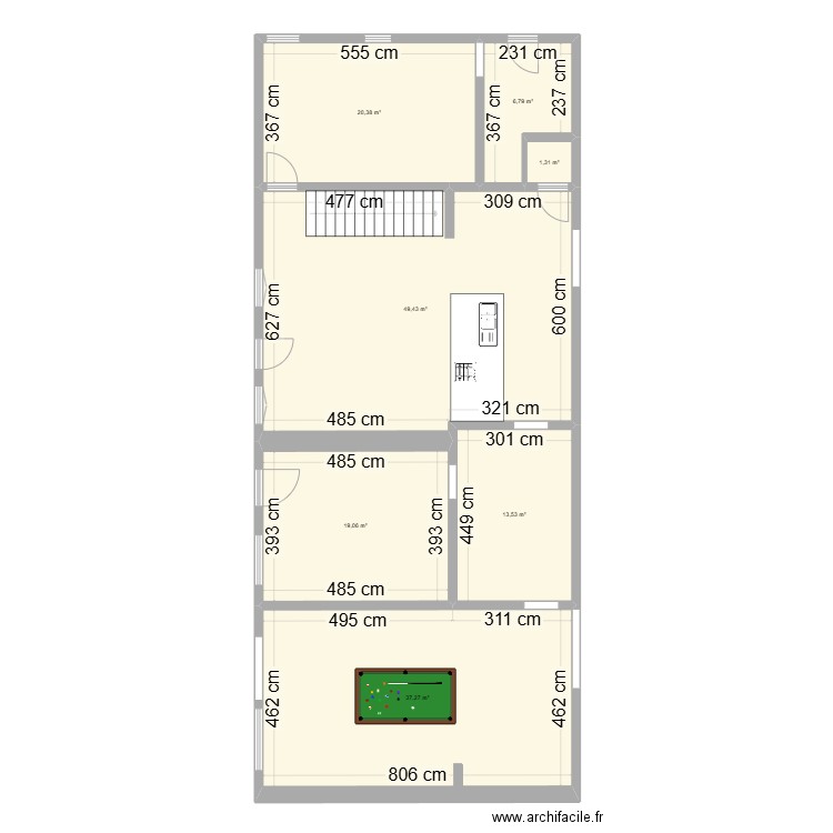 Maison idée. Plan de 7 pièces et 148 m2