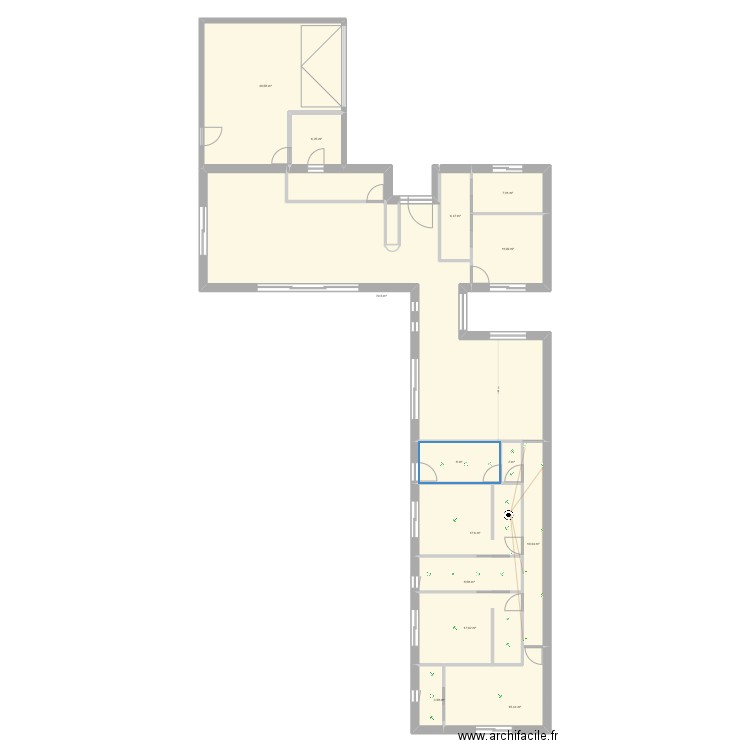 maison amilly. Plan de 14 pièces et 243 m2