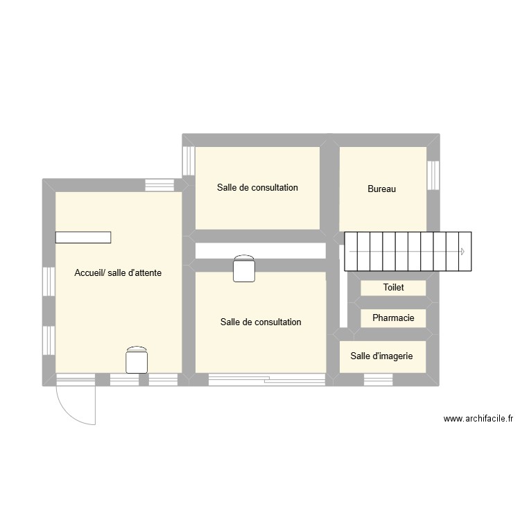 Clinique. Plan de 7 pièces et 25 m2